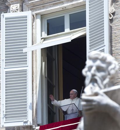 Angelus Nuovo Appello Del Papa Al Dialogo Famiglia Cristiana