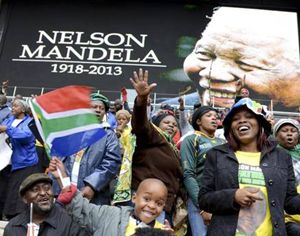 I funerali di Nelson Mandela si svolgono domenica 15 dicembre. Foto: Ansa.