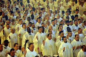 Un momento della celebrazione eucaristica del 9 giugno nella Basilica San Paolo a Roma (foto SICILIANI).