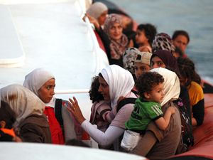 18 Stati membri della Ue hanno negato accoglienza ai rifugiati siriani: tra questi Regno Unito e Italia