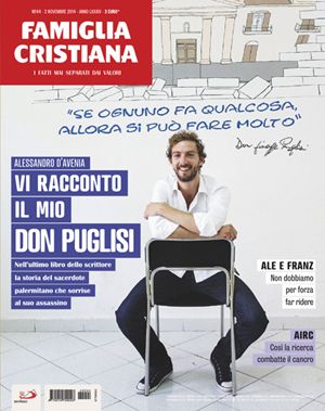 La copertina di Famiglia Cristiana n.44, in edicola e in parrocchia dal 30 ottobre, dedicata allo scrittore Alessandro D'Avenia. 