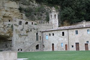 L'Eremo delle Grotte a Cupramontana (Ancona).