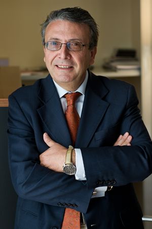 L'amministratiore delegato di Eutelsat, Renato Giacomo Farina.
