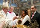Papa Francesco: "Io vi battezzo nel nome del Padre del Figlio e dello Spirito Santo"