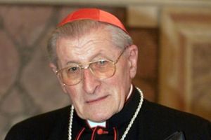 Il cardinale Giovanni Canestri.