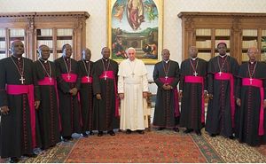 I vescovi burundesi con papa Francesco.