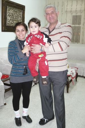George, sua moglie Rima e il loro figlio Fadi.