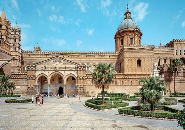 Cattedrale Di Palermo. La Stretta Via Della Giustizia - Famiglia Cristiana