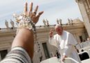 Pope Francis waves9