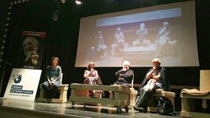 Il convegno di Jesolo (Venezia), a cui ha partecipato anche padre Alex Zanotelli. In copertina: Un gruppo di bambini che partecipa alle attività della Comunità Emmaus in Benin. 