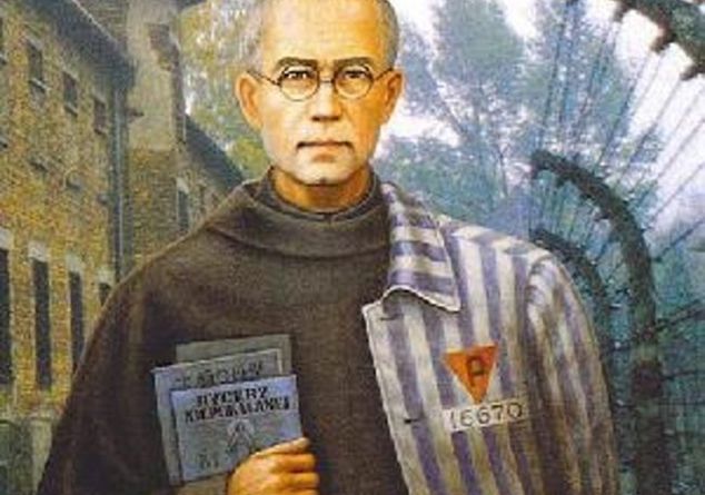 San Massimiliano Kolbe, il francescano che con il suo martirio rese meno  disumano Auschwitz - Famiglia Cristiana