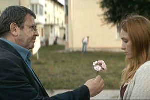 Una scena tratta dal film Christian Mungiu, "Un padre, una figlia".