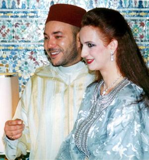 Re Mohammed VI con Lalla Salma nel 2002 poco tempo prima del loro matrimonio.