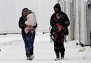 Grecia e Serbia, allarme per i campi profughi colpiti da neve e gelo