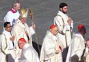 Il Papa canonizza 35 nuovi Santi a San Pietro. Le immagini più belle