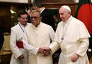 Il Papa in Bangladesh, il primo pensiero è per i Rohingya