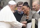 Vangelo e diritti umani, il Papa con la figlia di Martin Luther King e il regista Michael Moore