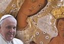 Papa Francesco su Tv2000: «Maria copre le nostre nudità»