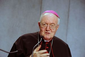 L'arcivescovo di Torino, Cesare Nosiglia, 73 anni