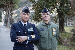 Il colonnello Massimiliano Lopes (53 anni)  direttore dell'Istituto Umberto Maddalena con il vice direttore Maurizio Daniele (52)
