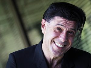 Ezio Bosso: il ringraziamento di un lettore dopo il concerto in tv del 9 maggio (Foto Ansa)