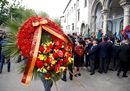 Funeral for slain40.jpg