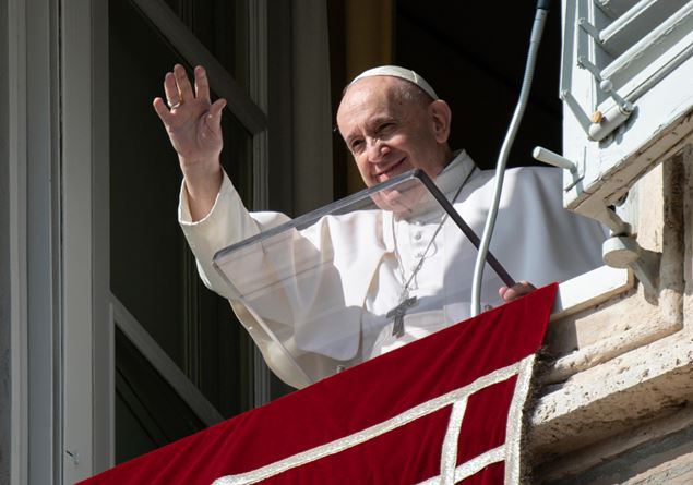 Un segno luminoso di pace alla festa per Papa Giovanni