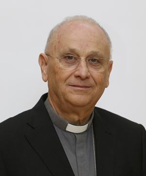 Mons. Vito Angiuli, 67 anni, è il vescovo della diocesi di Ugento - Santa Maria di Leuca
