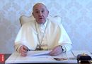 «Fate un gesto di tenerezza verso chi soffre, anziani e bambini e dite loro che il Papa è vicino»