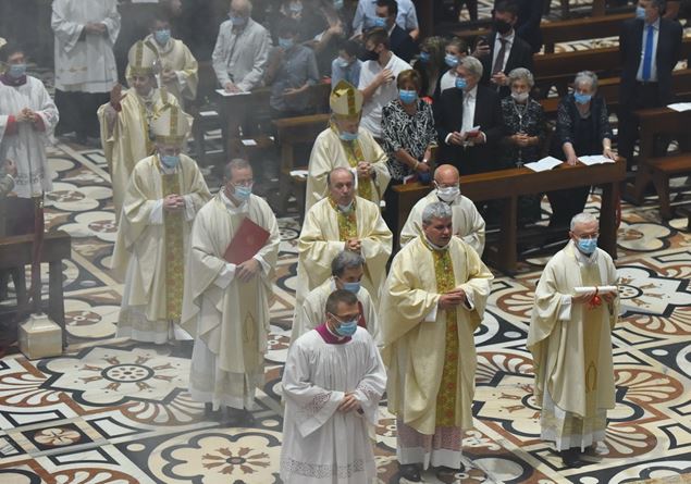 Giocare dietro dà responsabilità». Parola di Vescovi