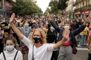 Manifestazione di proteste a Madrid domenica 20 settembre (foto Reuters).