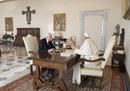 Le immagini dell'incontro tra il Papa e il presidente Mattarella