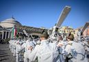 Fanfare, sciatori e Frecce tricolori: gli Alpini a Napoli per i loro 150 anni