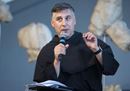Padre Enzo Fortunato: «I media diventino artigiani di pace»