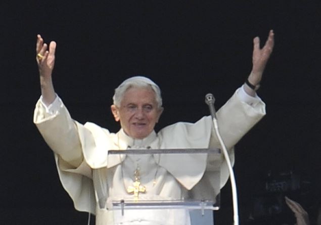 Messalino quotidiano (aprile-maggio-giugno-luglio 2024) - Francesco (Jorge  Mario Bergoglio) - Benedetto XVI (Joseph Ratzinger) - - Libro - OasiApp La  Pietra d'Angolo 