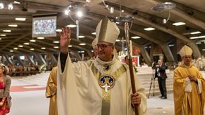 Monsignor Jean-Marc Micas, 59 ann, nuovo vescovo di Tarbes e Lourdes. Immagini del servizio stampa e fotografico del Santuario Notre-Dame de Lourdes.