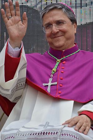 Monsignor Francesco Savino, 67 anni, vescovo di Cassano all’Jonio e vicepresidente Cei per l’Italia meridionale