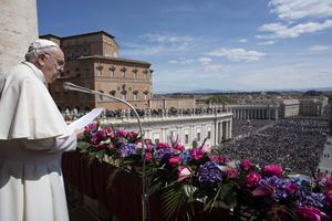 Il Messaggio Urbi et Orbi di papa Francesco in occasione della Pasqua 2022 (Ansa)