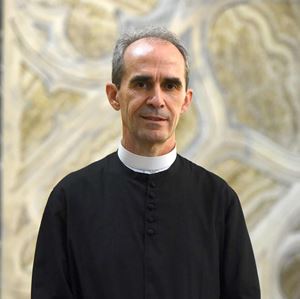 don Mario Antonelli, 62 anni, vicario episcopale per l'Educazione e Celebrazione della Fede della Diocesi di Milano