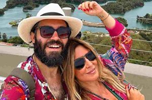 Selvaggia Lucarelli e il compagno Lorenzo Biagiarelli.