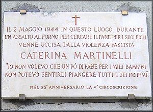 L'epigrafe che a Roma ricorda il luogo in cui fu uccisa Caterina Martinelli a cui verrrà dedicato il murales