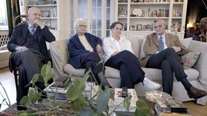 Da sinistra, Luciano Belli Paci, Liliana Segre, Federica Belli Paci, Alberto Belli Paci, in una scena del documentario "Liliana" di Ruggero Gabbai