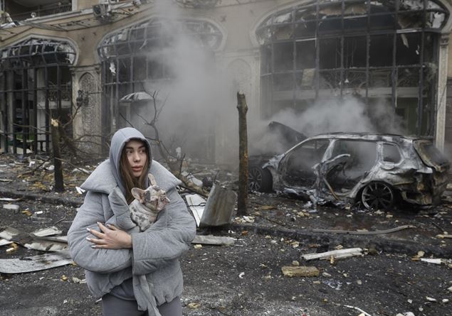 Italians ‘fed up’ with weapons, hope for peace in Ukraine and the Middle East by 2025