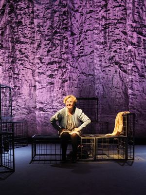 Lucia Vasini in "Le gratitudini"
