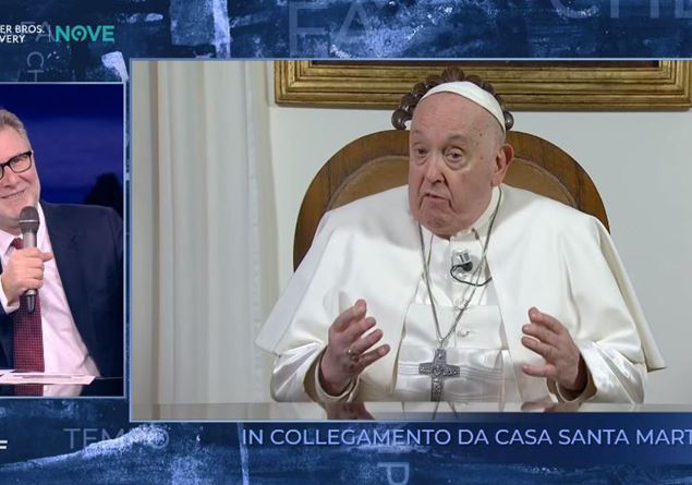 The Pope: «In life you must have humour»