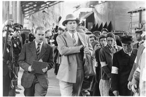 Un'immagine del film "Schindler's list" di Steven Spielberg