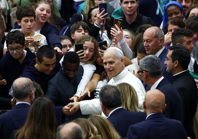 «Guys, don’t let the algorithm write your story. Be the plus generation” «Guys, don’t let the algorithm write your story. Be the plus generation”