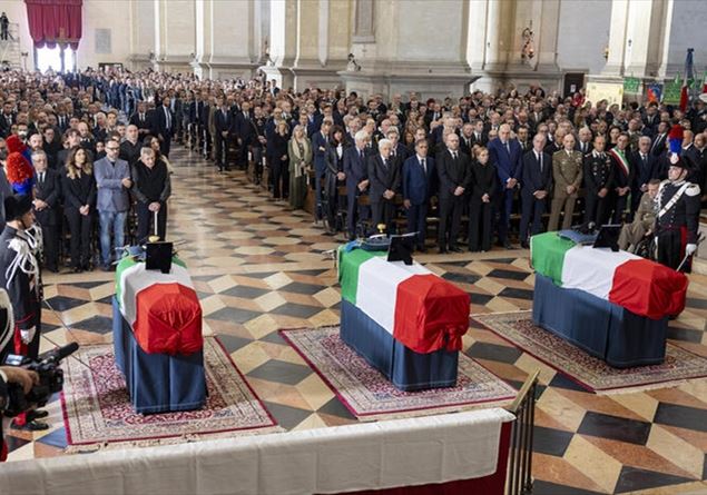Italy in tears for the three carabinieri killed: “We oppose the intelligence of evil to the intelligence of love” Italy in tears for the three carabinieri killed: “We oppose the intelligence of evil to the intelligence of love”