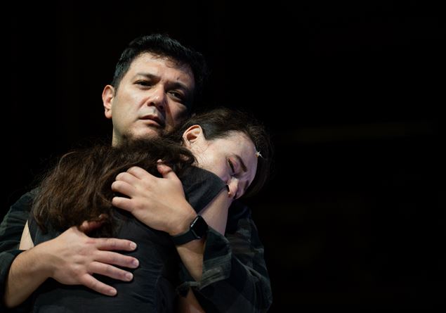 Adriana Mater, the story of a mother in war time