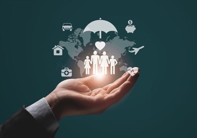 Insurance, the future begins at 40